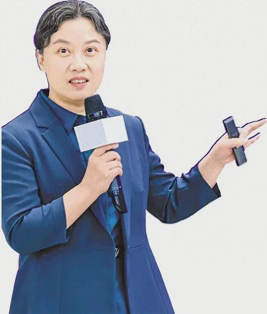 浙江大学求是特聘教授熊蓉与机器人打交道25年——一位女科学家的“相对稳态”