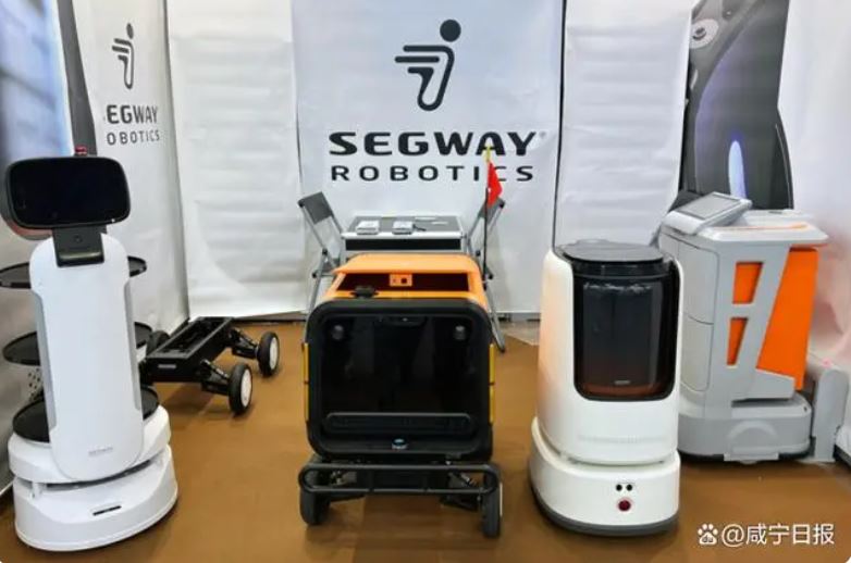 九号机器人致力于科技创新，助力智慧酒店的建设与发展