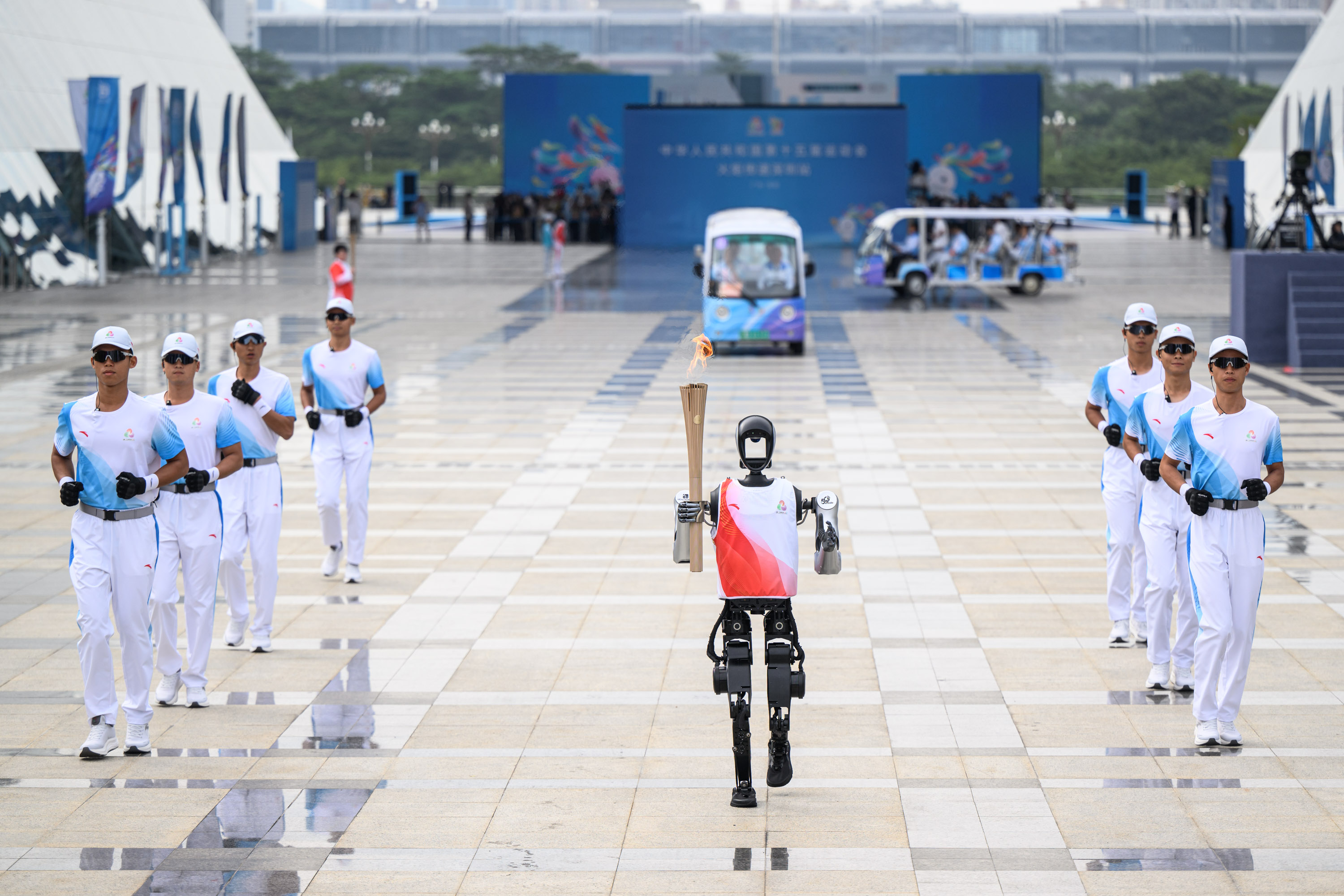 全球首个5G-A人形机器人火炬手？远远不止