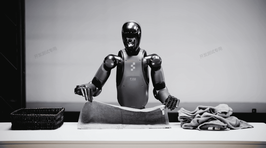  为啥机器人集体放弃“跑酷” 全去“叠衣服”了？