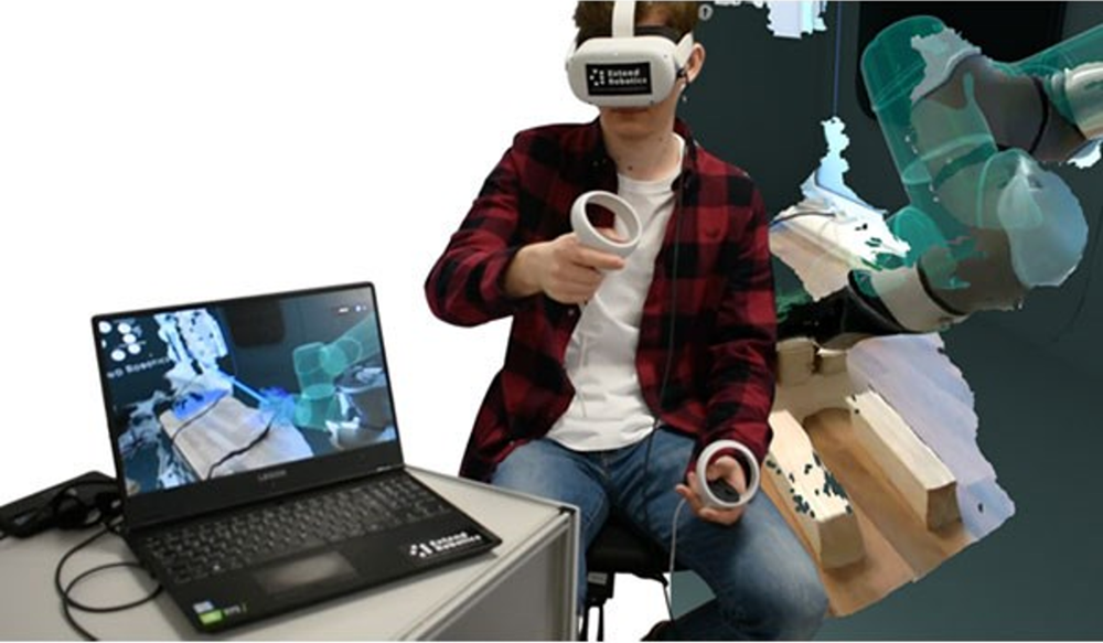 VR技术连入UR+生态，未来已成现实 - 机器人大讲堂