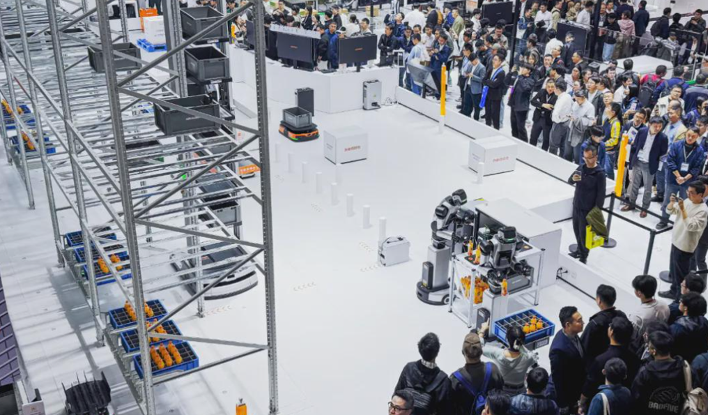 CeMAT洞察：物流机器人下半场，软硬件生态协同正是真核心！